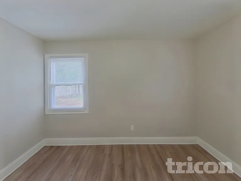 8717 Timbercrest Cir — Photo 12