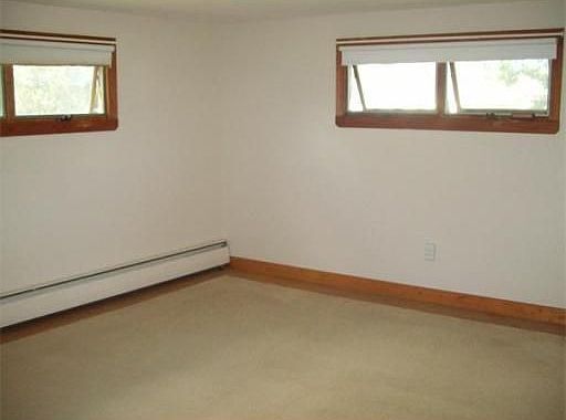 5th image of 386 Hilldale Ave