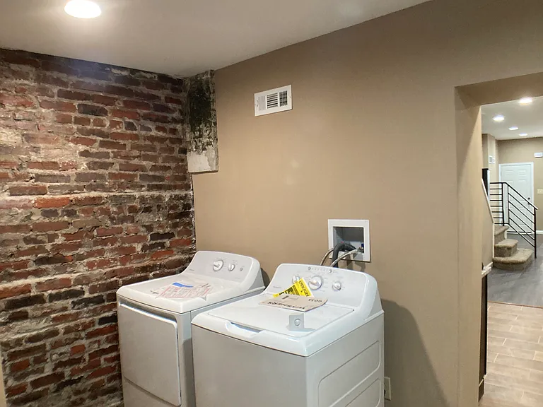 2060 E Orleans St #2060 — Photo 119