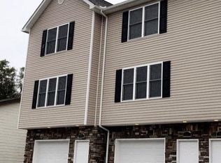 522 Broadway Ave, Bridgeport, WV 26330