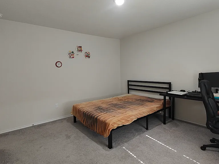 2nd floor Second bedroom (spacious)