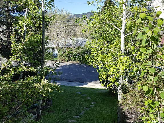 View from front yard