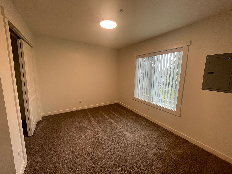 1st image of 609 N Water St #301