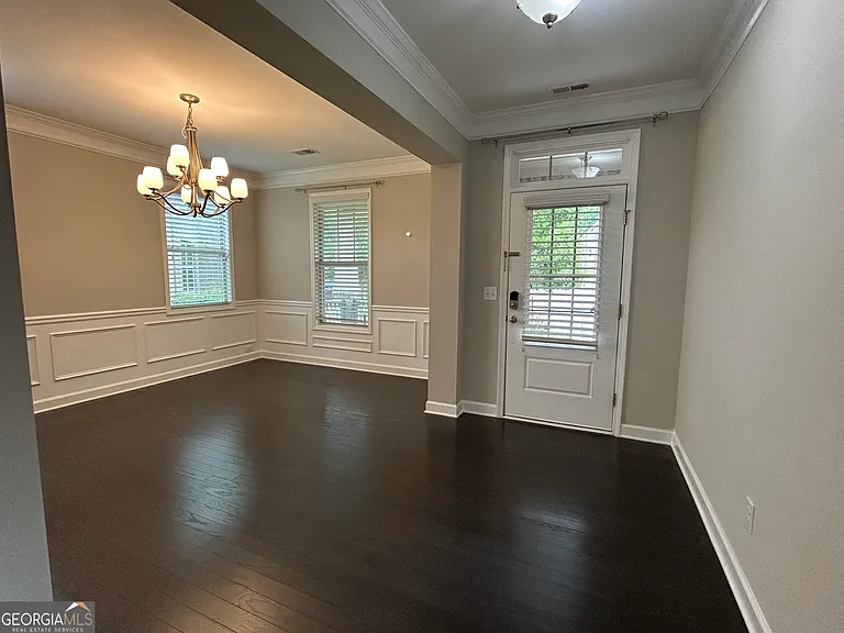 2940 Furlong Ct — Photo 2