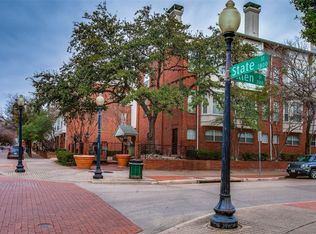 2902 State St APT 18, Dallas, TX 75204