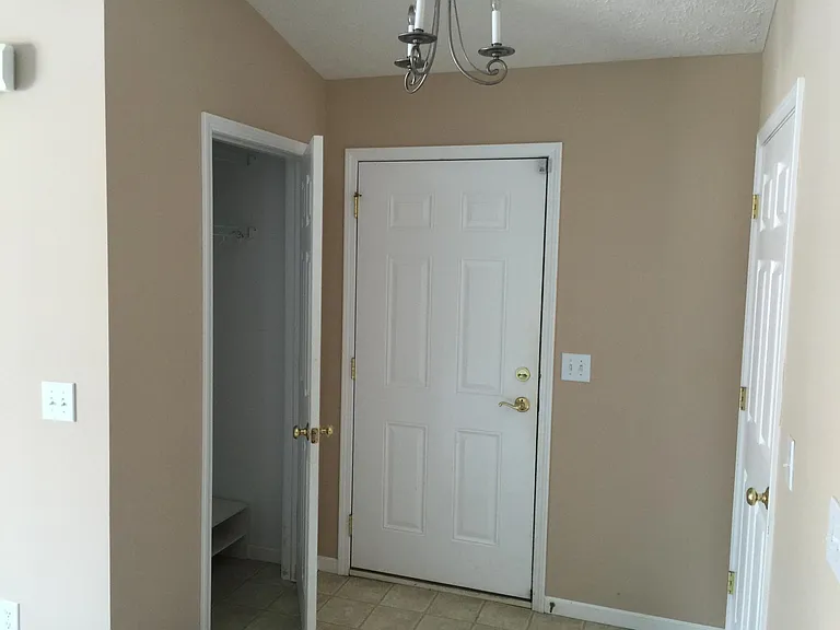 131 W Webb Dr — Photo 6