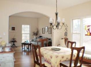14N872 Whispering Trl, Hampshire, IL