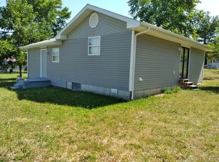 2185 Webb Rd, Grovespring, MO 65662
