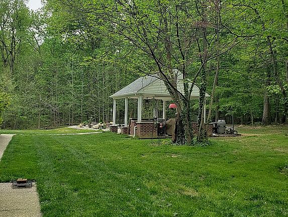 3rd image of 430 Lotus Dr