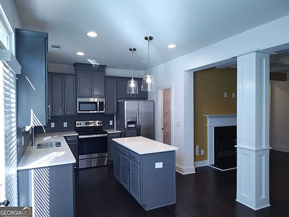 5th image of 2140 Arnage Dr