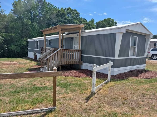 2060 Winston Rd #22, Clayton, NC 27520