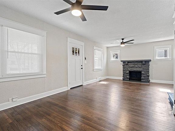 4th image of 8104 Flora Ave