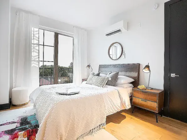 1270 New York Avenue image 5 of 21