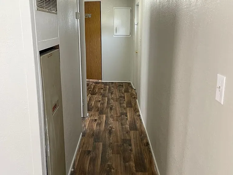 212 Leatherwood Ln — Photo 5
