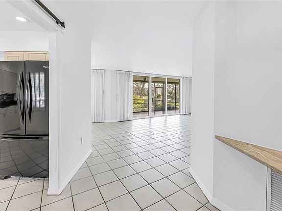 4th image of 6101 34th St W APT 3F