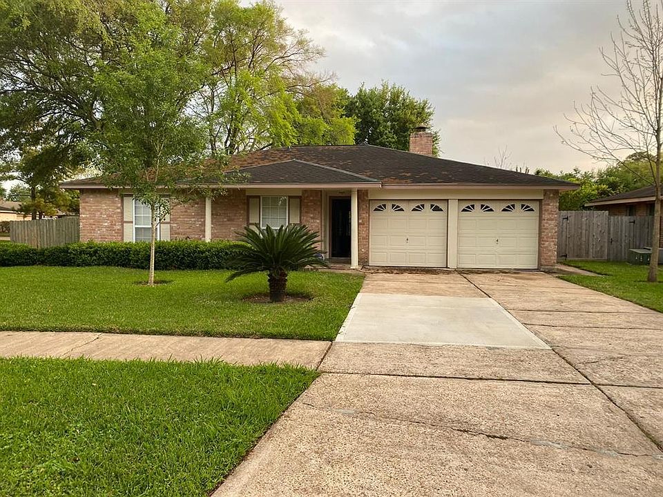 1st image of 11403 Hornbrook Dr