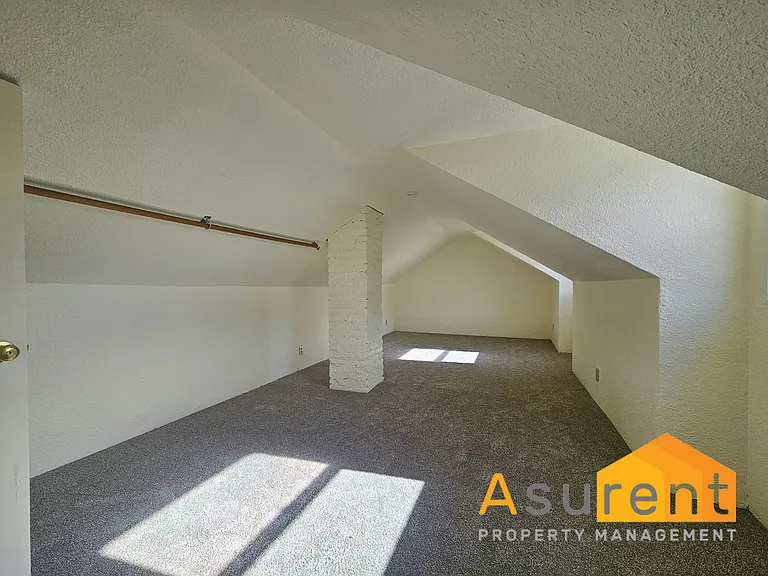 459 Willow St — Photo 14