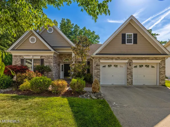 23 Quincy Court, Freehold, NJ 07728