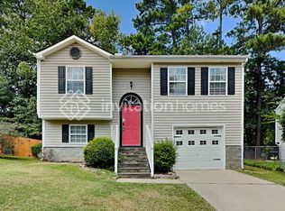1817 Elkpark Dr, Raleigh, NC 27610