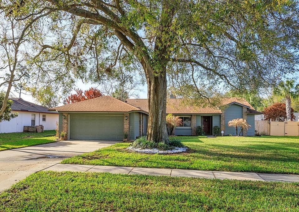 1st image of 9237 Sabal Palm Cir