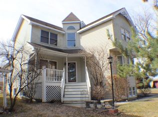530 Kimball Ave, Wauconda, IL