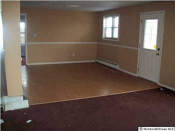 2nd image of 37 Leroy Pl