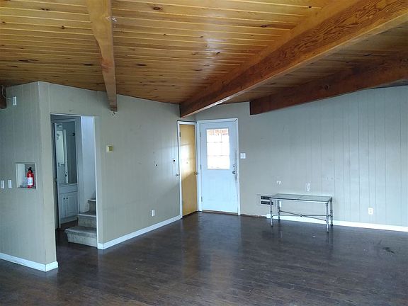 5th image of 15835 Patricia Ave