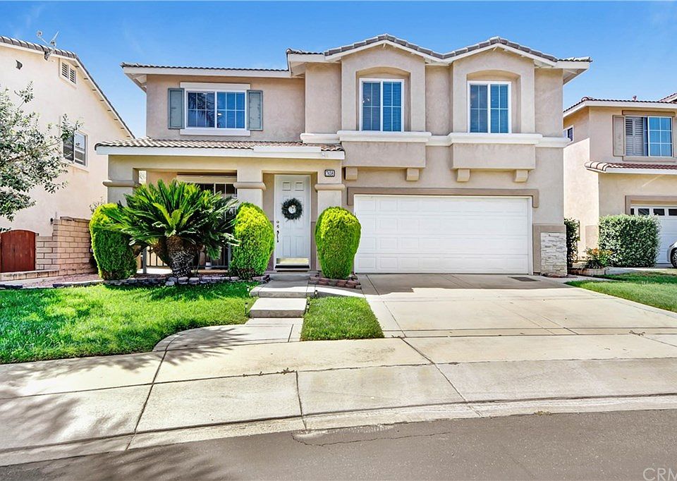 2nd image of 7458 Niagra Pl