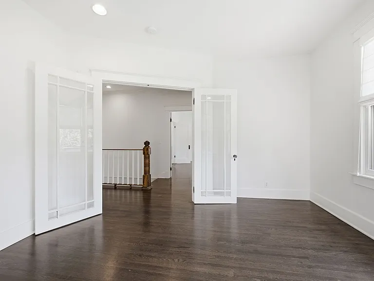 227 Carden Ave — Photo 32