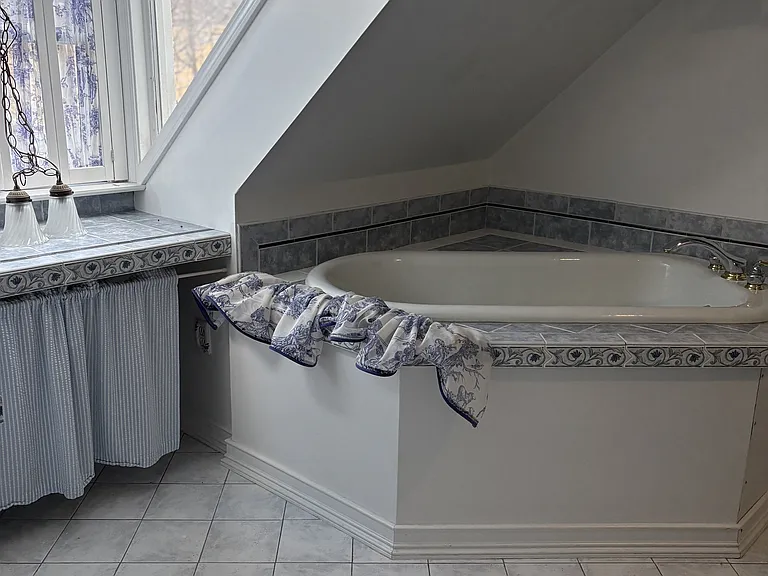 537 Green Hollow Rd #4 — Photo 15