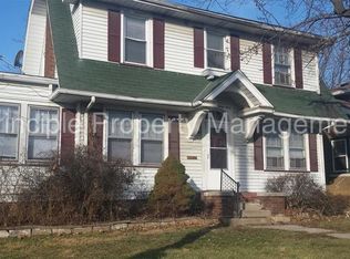 2143 N Prospect Rd, Peoria, IL 61603