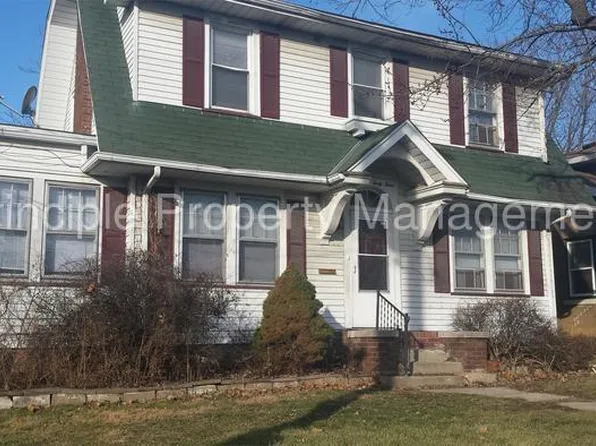 2143 N Prospect Rd, Peoria, IL 61603