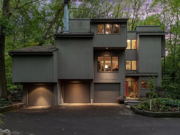 3525 Orchard Ln, Minnetonka, MN 55305