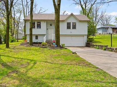 3826 Denton Rd, Kansas City, MO, 64133