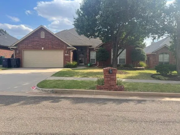 2700 SE 95th St, Moore, OK 73160