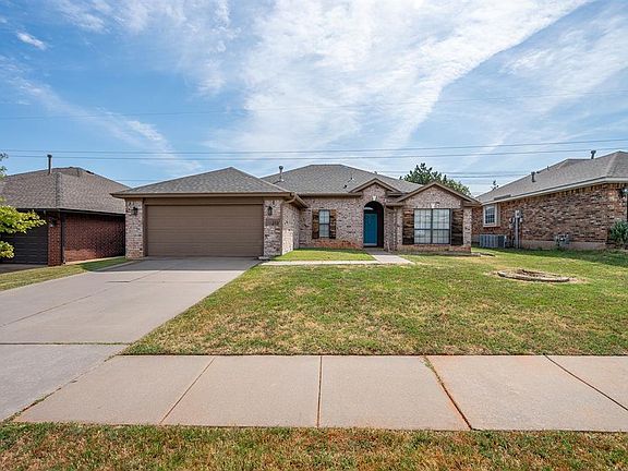 2nd image of 213 Sandstone Dr