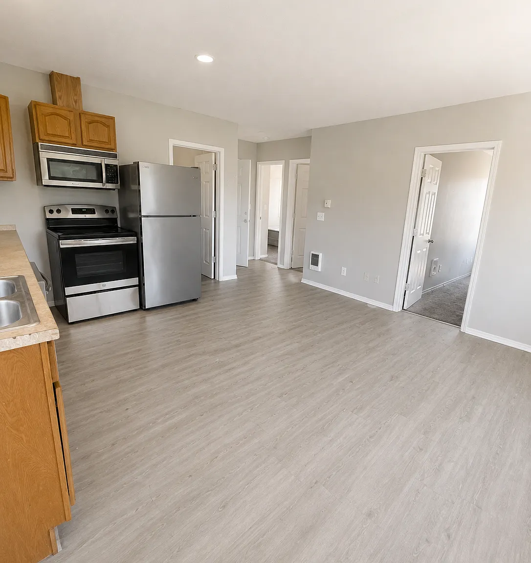 3 bed, 1800 sqft, $1,900 — Photo 2