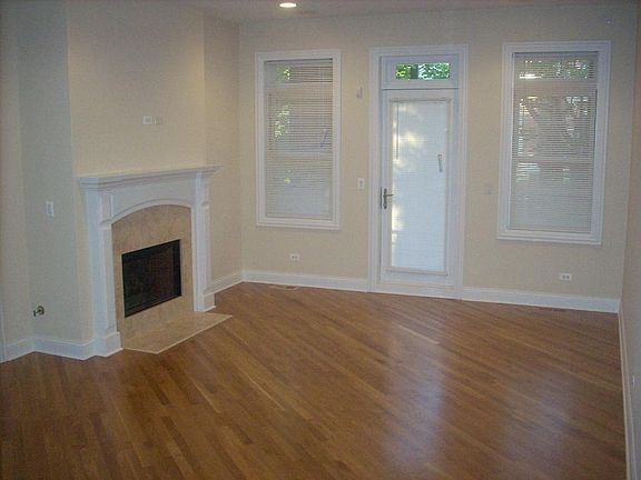 5th image of 2324 N Southport Ave APT 1J