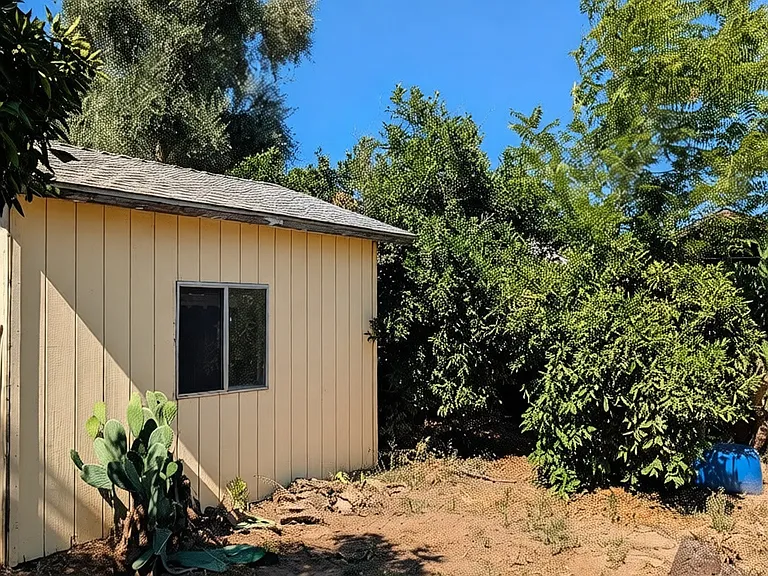 4201 Chalmer Ct — Photo 18