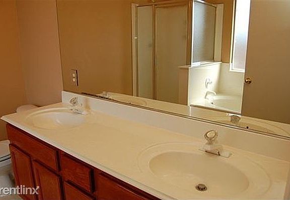 05-MasterBath
