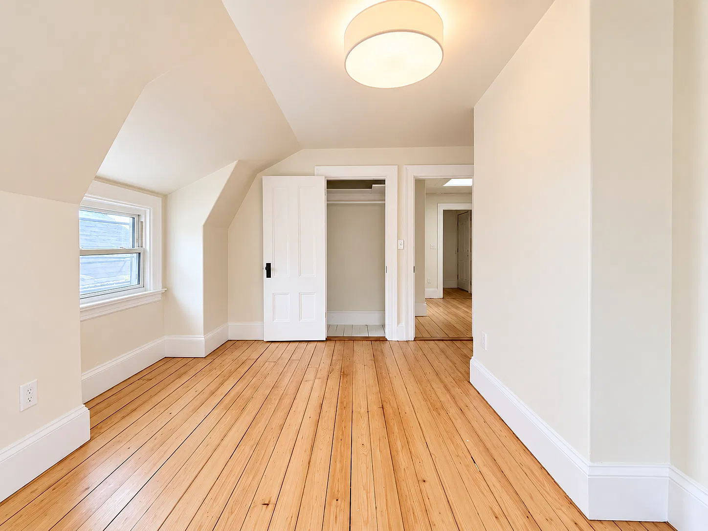 1 bed, 508 sqft, $2,100 — Photo 3