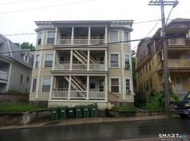 155 Robbins St, Waterbury, CT