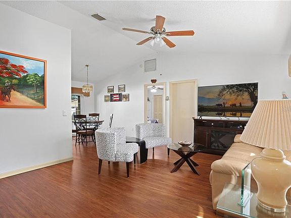 4th image of 2792 Corrigan Dr