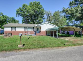 710 S Martin St, Nowata, OK 74048
