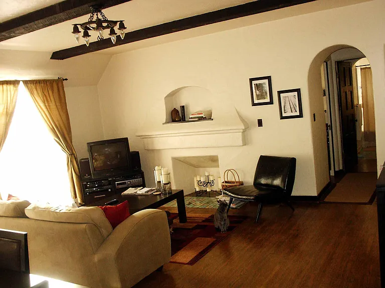 608 E Lynn St #7 — Photo 12