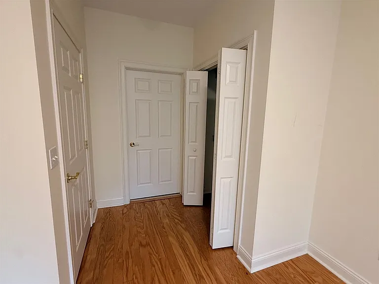 2000 Davenport Ave #2107 — Photo 20