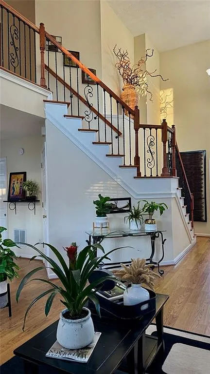 3 bed, 2.5 bath, 1798 sqft, $3,100 — Photo 4