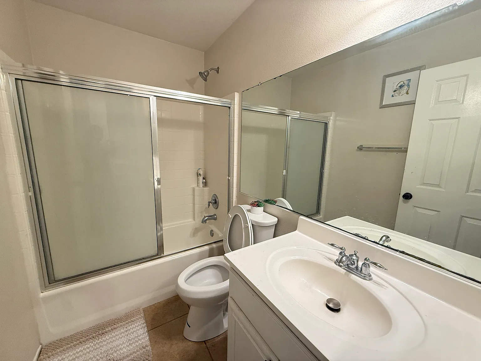 6 bed, 200 sqft, $950 — Photo 3