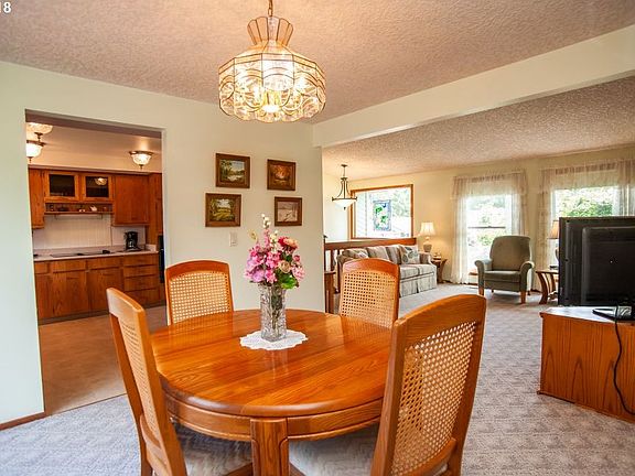4th image of 9808 NE 81st Ct