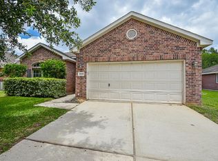 2202 Highland Hills Dr, Conroe, TX 77304